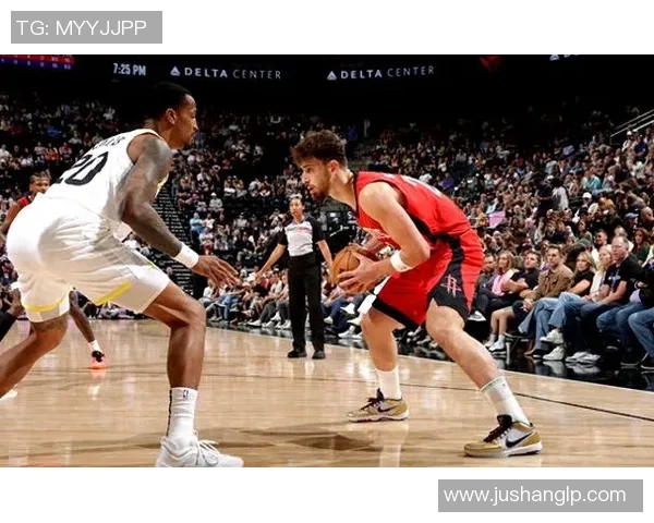 2015至2016赛季火箭队与爵士队的精彩对决回顾与分析